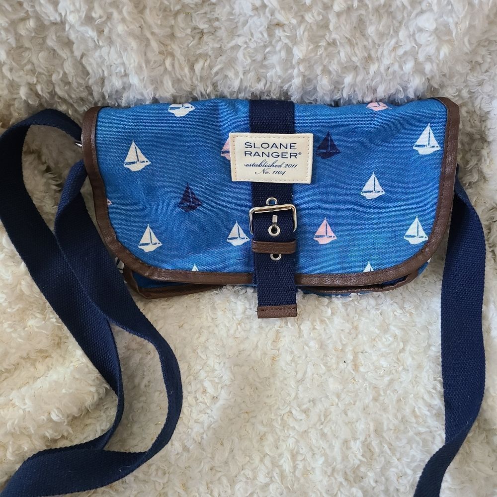 Sloane‎ Ranger Saddle Crossbody in Sailboat Pattern